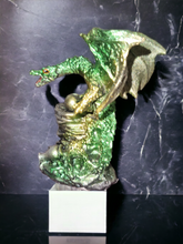 Load image into Gallery viewer, Small Dragon Statue
